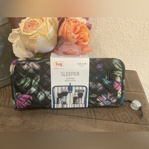 Lug Sleeper Brush Holder Bloom Black